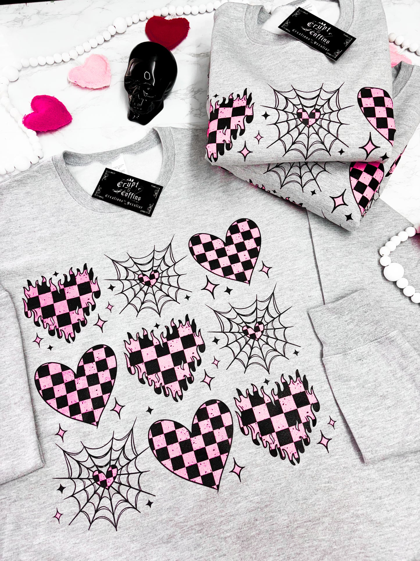 Checkered Web Hearts - Pink + Black | Gray Crewneck Sweater