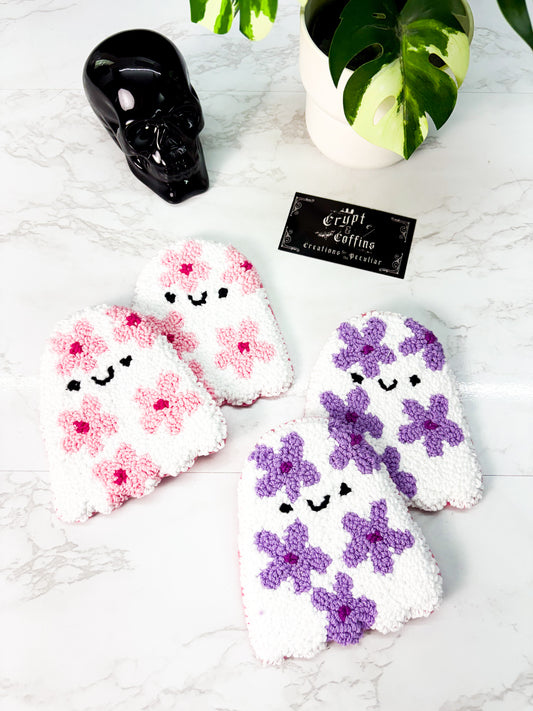 Flower Ghosties | Hand Tuft Mug Rug