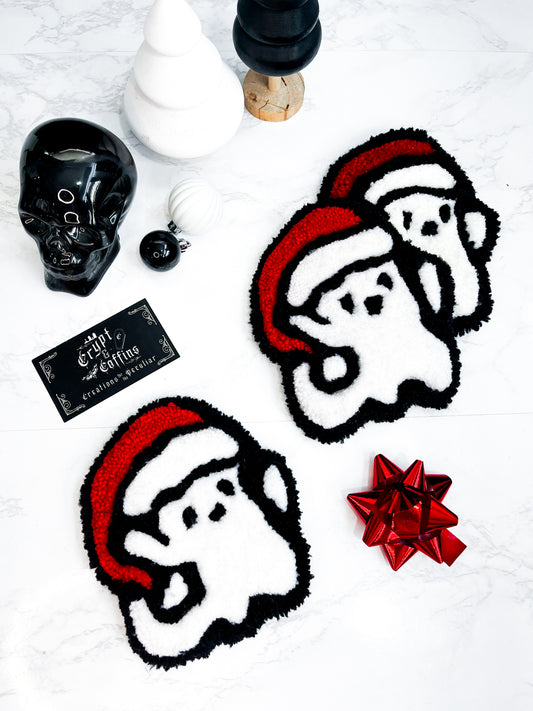 Santa Ghostie | Hand Tuft Mug Rug